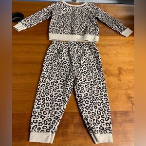 Garanimals Leopard Print Cloths LongSleeve and Pants Sz 18M
